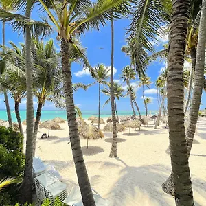 https://villa-with-pool-access-8-guests-los-corales-beach-bbq-wifi.comcaribbean.com